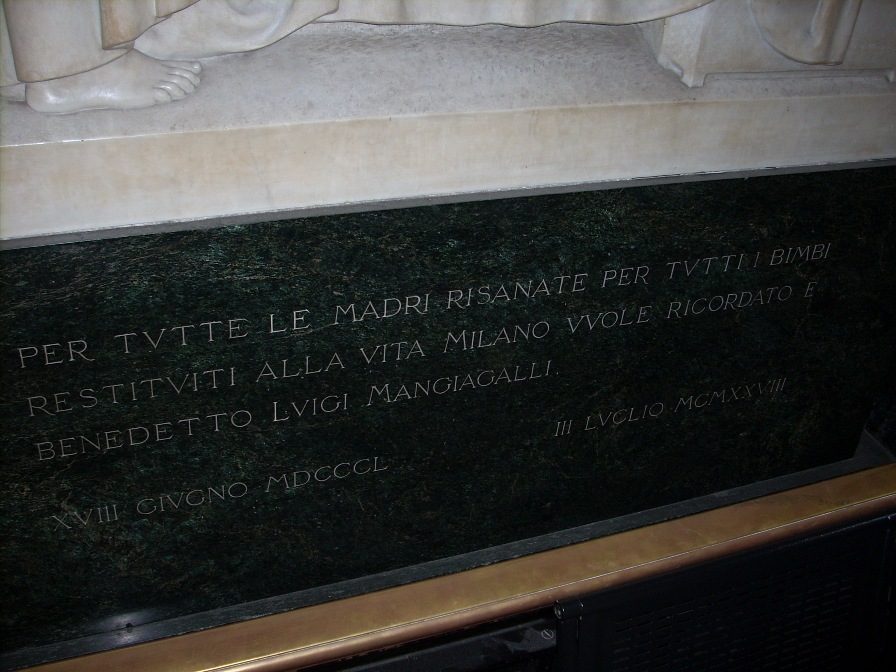 Luigi Mangiagalli's memorial tablet, Milan - 06.jpg